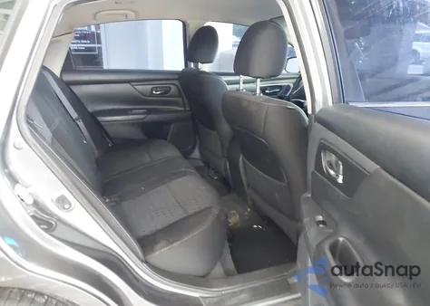 2017 Nissan Altima 2.5 S z USA, uszkodzony, nr VIN 1N4AL3AP3HC474792